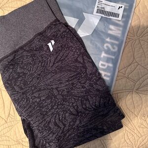 Monarch shorts Xl/2xl 1st phorm brand new